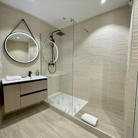 Pgh N34 - Vue & Port, Climatise Apartment